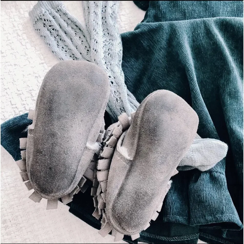 Handmade Small Shop Fur lined Moccasin Fringe Booties